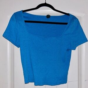 Wild Fable Blue Knit scoop neck crop top size medium